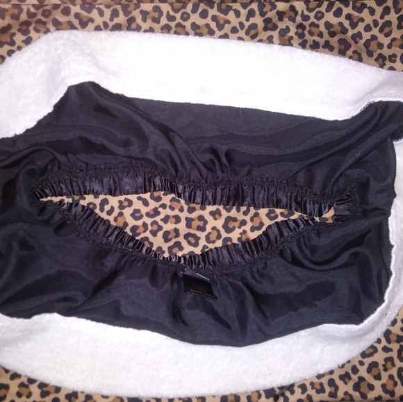 -🖤Baby Phat Skirt🖤 - Picture 4 of 7